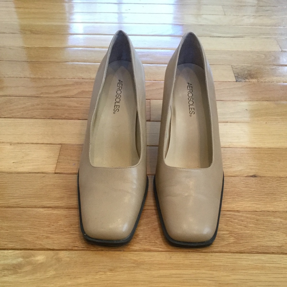 Aerosoles Women's Leather Pumps (BRAND NEW)